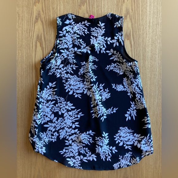 Vince Camuto Floral Tank - Size XXSP - Picture 2 of 4
